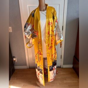 💥💥 UNKNOWN DESIGNER💥💥.          DUSTER/ KIMONO